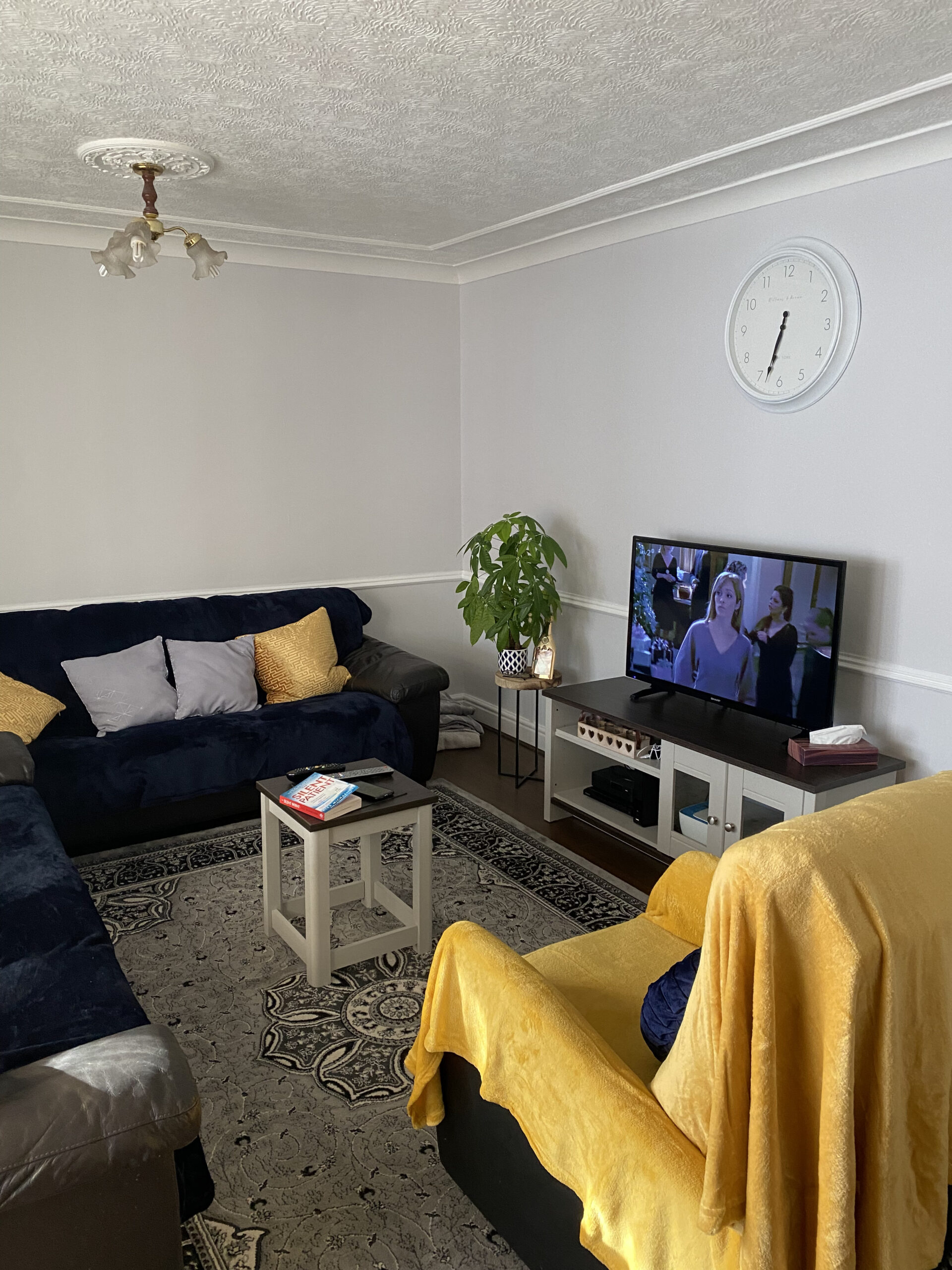 1_peter_john_decorator_kam_living_room_4-scaled