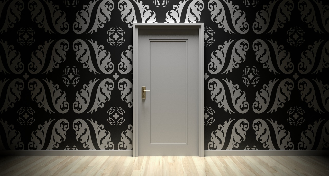 peter_john_modern_wallpaper_with_door